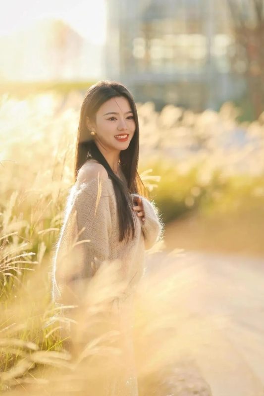 芦苇丛里一定要这样拍，自然唯美，充满故事感，谁拍谁好看！-霞书